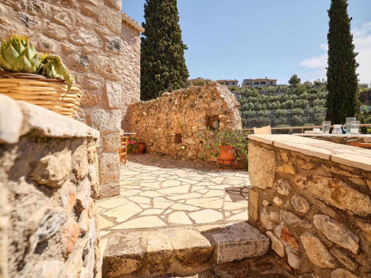 Villa Petreas Castle Kardhamili Exterior foto