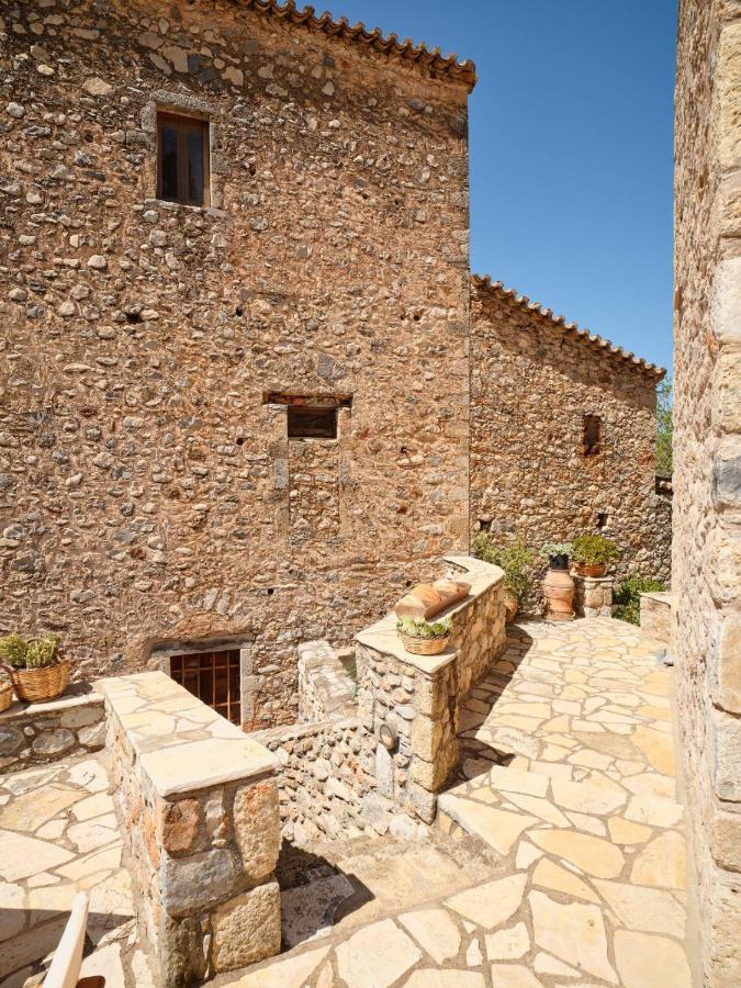 Villa Petreas Castle Kardhamili Exterior foto